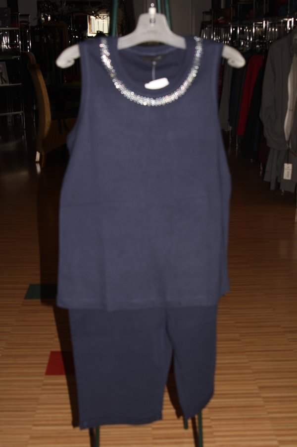 Damen  Komfort Top mit breiten Trägern uni mit Straß,weiß/blau